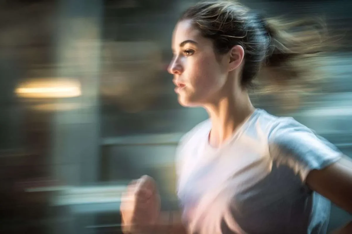 Cómo prevenir calambres, ampollas y puntos de lado al correr